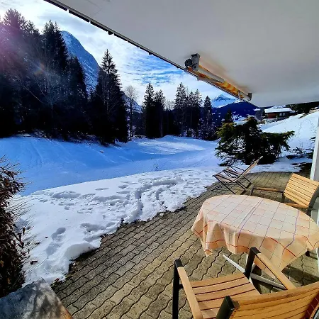Mom - Alpine Boutique Apartments, Gletscher, Eiger View Terrace Apartment