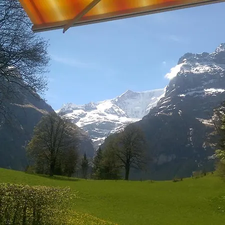 Mom - Alpine Boutique Apartments, Gletscher, Eiger View Terrace Apartment *